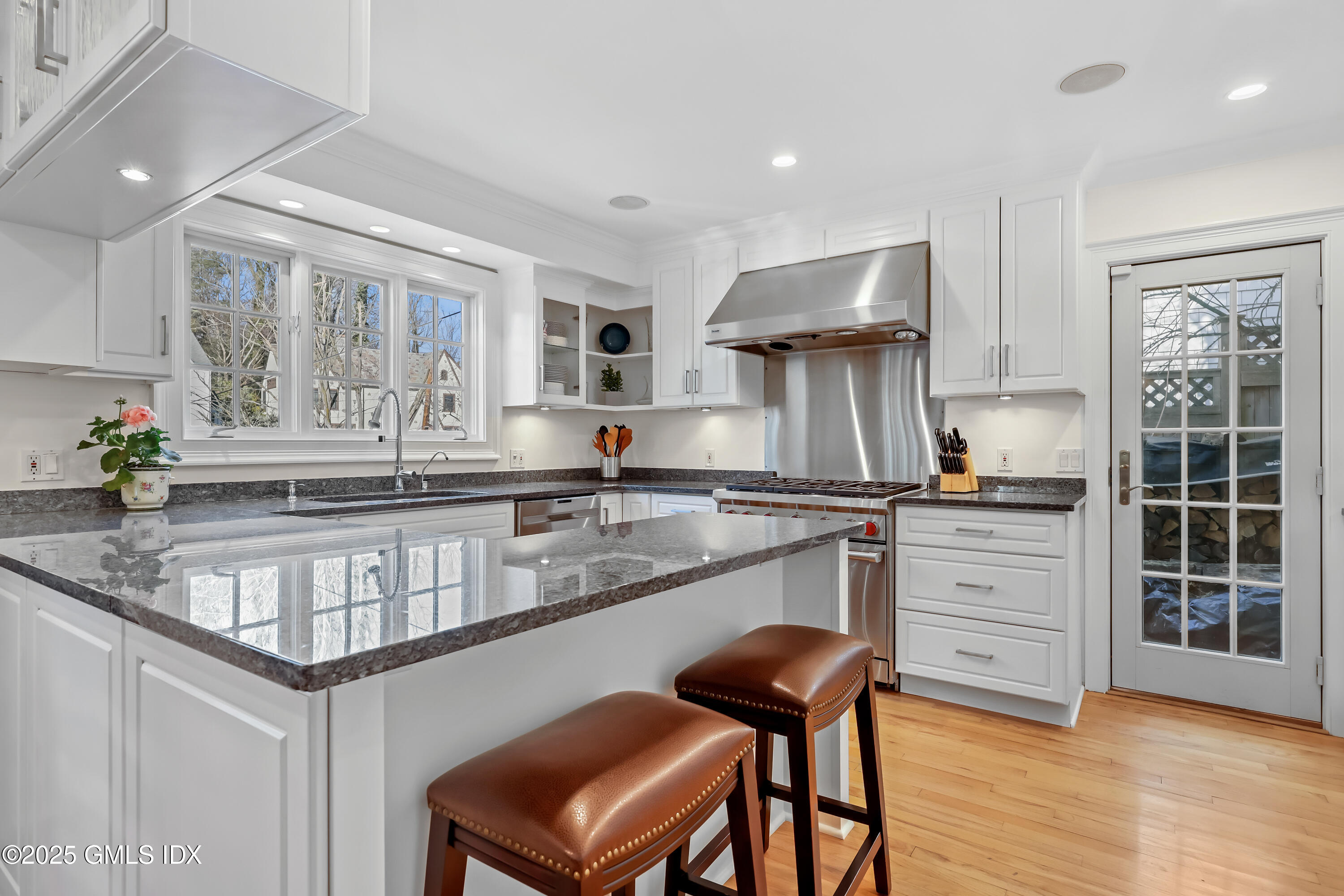 53 Valleywood Road Cos Cob, CT 06807 - Photo 7 of 29 kitchen46-print-53-valleywood-rd