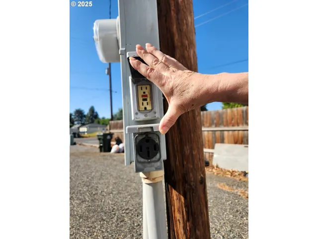 $382,999 | 395 Oregon Avenue Northeast, Irrigon, OR 97844