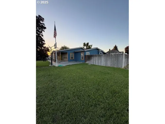 $382,999 | 395 Oregon Avenue Northeast, Irrigon, OR 97844