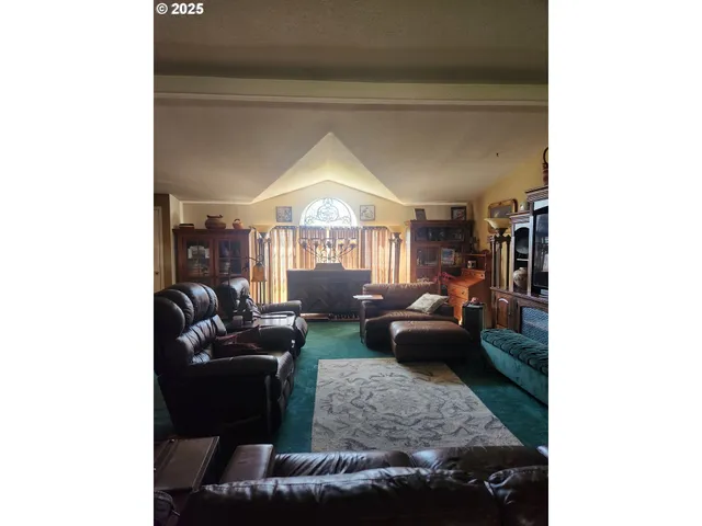 $382,999 | 395 Oregon Avenue Northeast, Irrigon, OR 97844