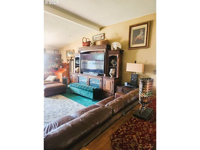 $382,999 | 395 Oregon Avenue Northeast, Irrigon, OR 97844