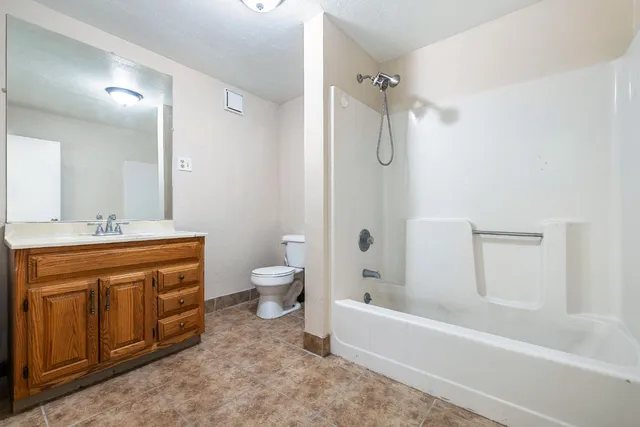 $1,299,000 | 4666 North Zediker Avenue, Sanger, CA 93657