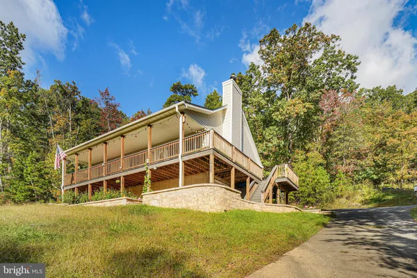 $429,900 | 462 Gary Lane, Front Royal, VA 22630