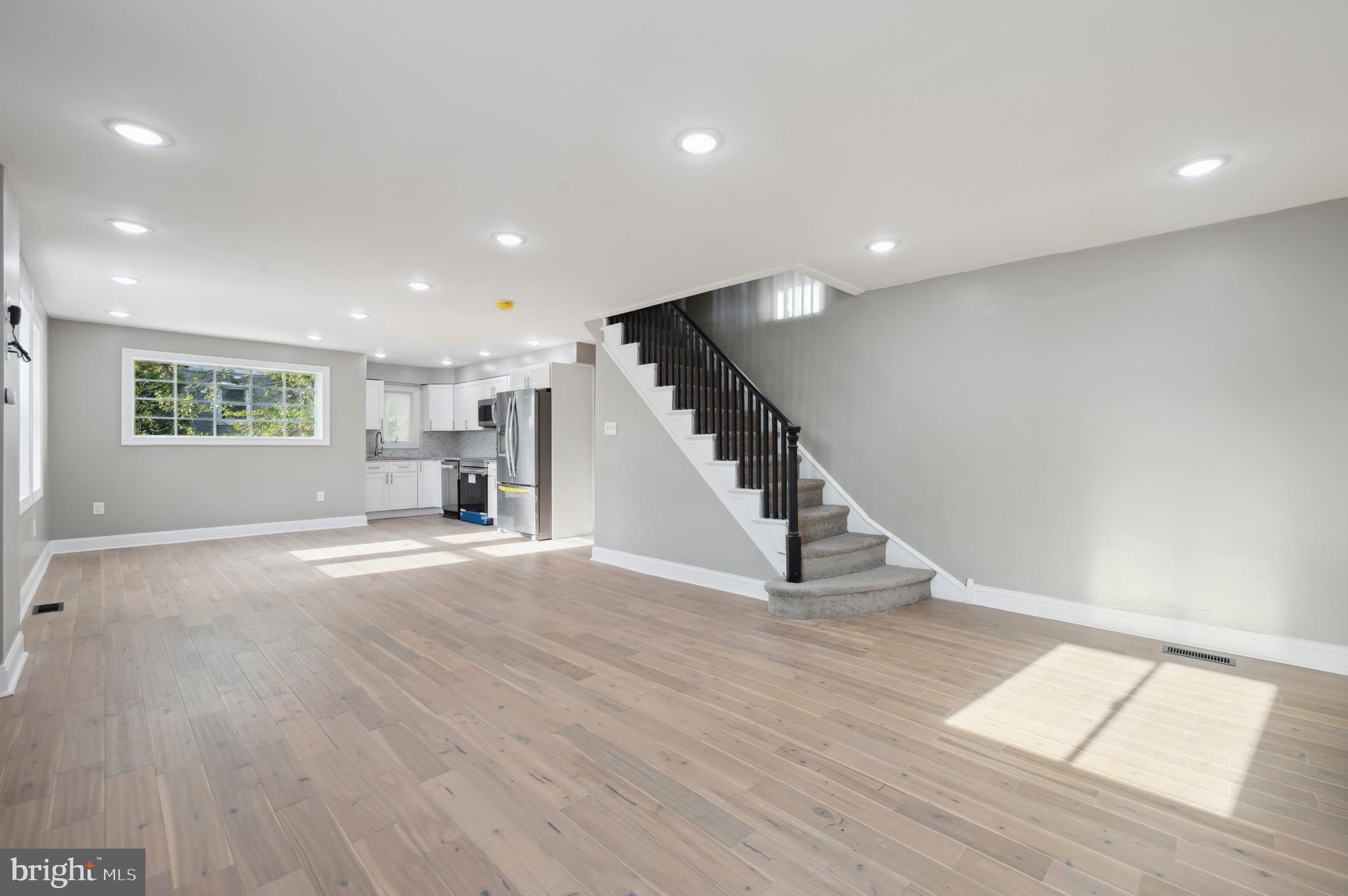 236 Laurel Road Sharon Hill, PA 19079 - Photo 6 of 20 Gallery Image 6
