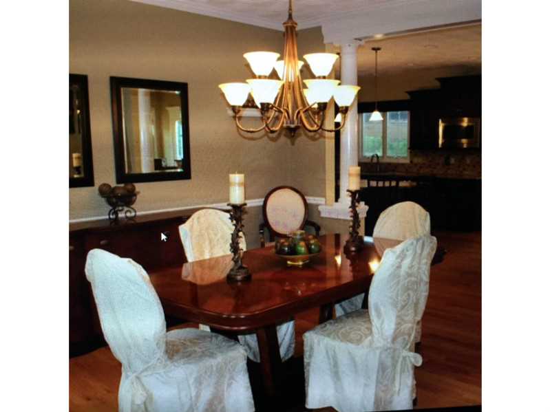 71 Pine Ridge Drive Cranston, RI 02921 - Photo 15 of 25 Dining Room.