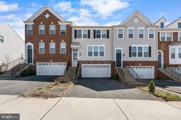 $3,350 | 16729 Shackleford Way, Woodbridge, VA 22191