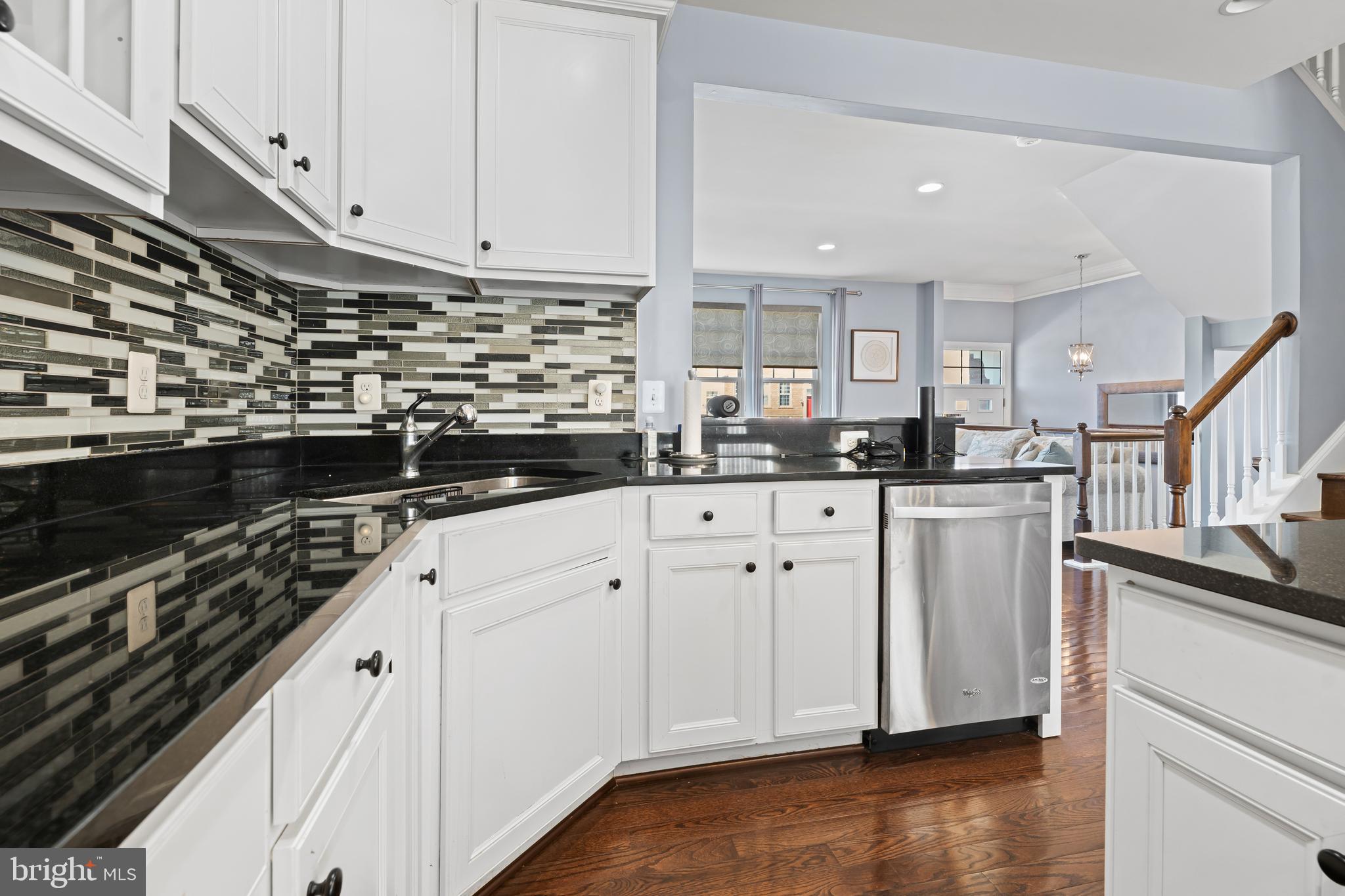 16729 Shackleford Way Woodbridge, VA 22191 - Photo 10 of 53