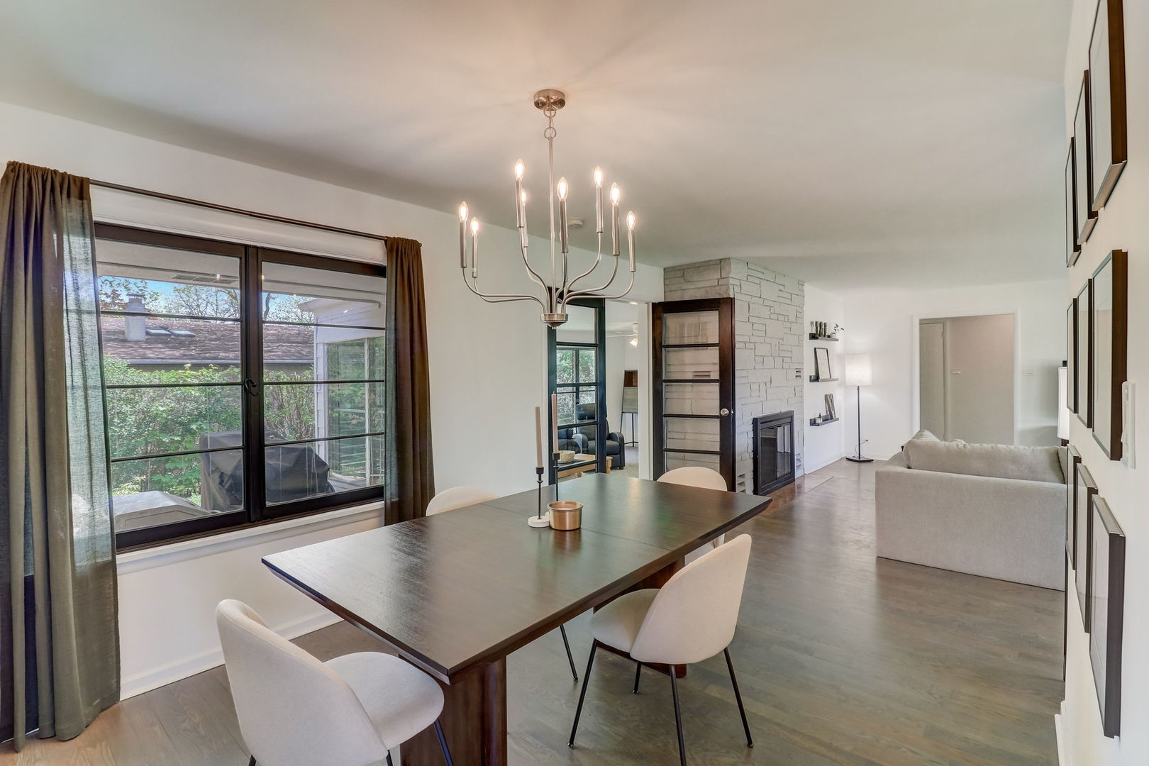 1080 Braeburn Road Mundelein, IL 60060 - Photo 13 of 31 Gallery Image 13