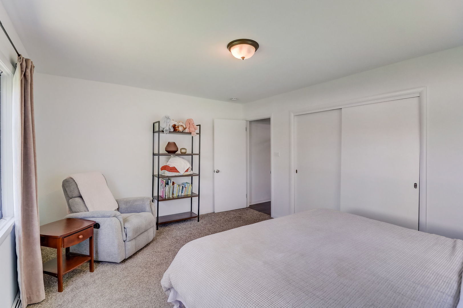 1080 Braeburn Road Mundelein, IL 60060 - Photo 19 of 31 Gallery Image 19