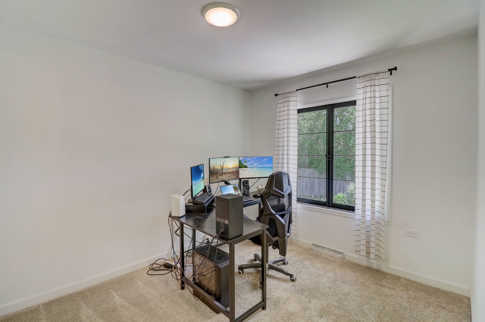 1080 Braeburn Road Mundelein, IL 60060 - Photo 23 of 31 Gallery Image 23
