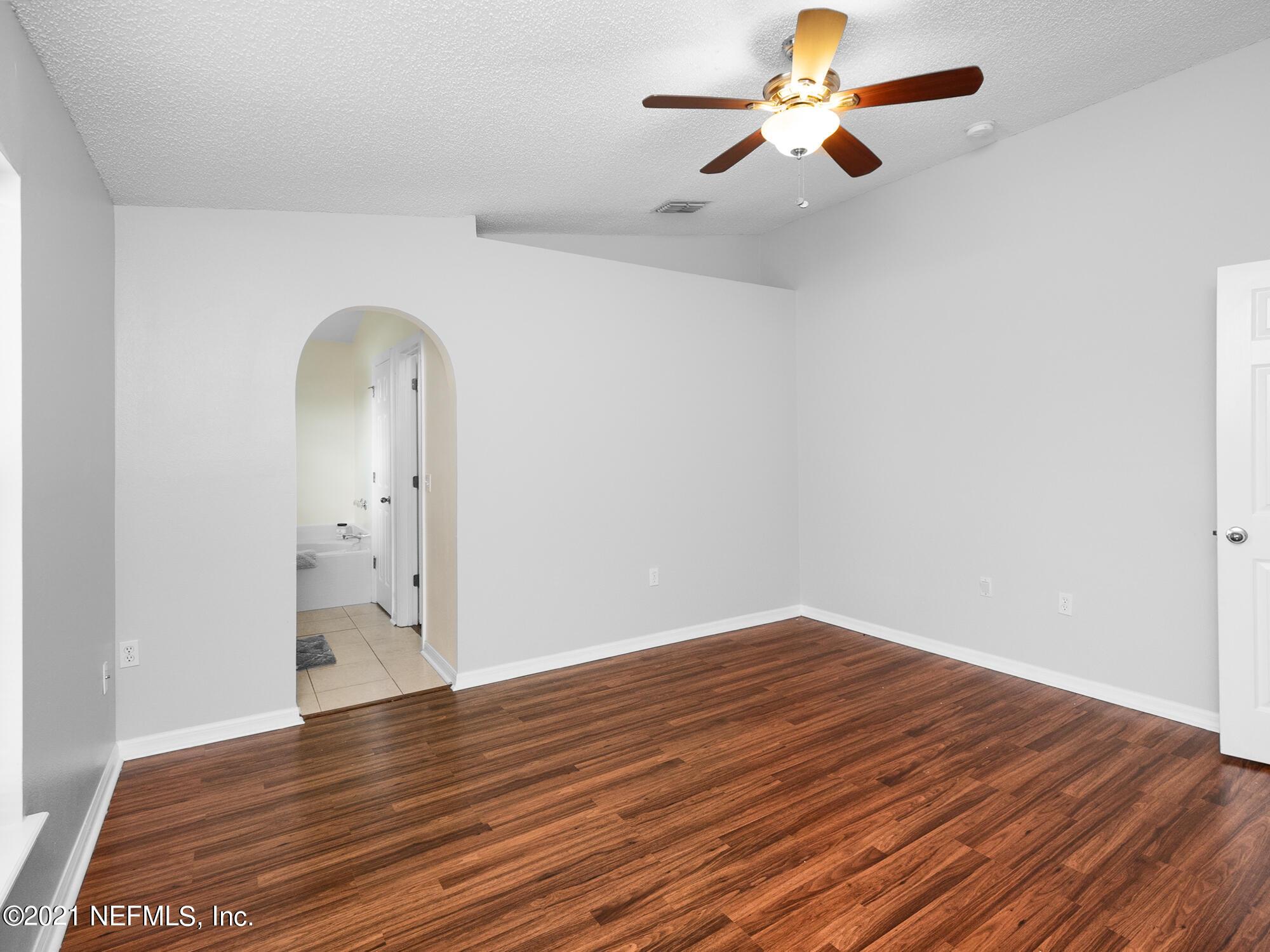 12584 Reeding Ridge Drive North Jacksonville, FL 32225 - Photo 18 of 28 Master Suite