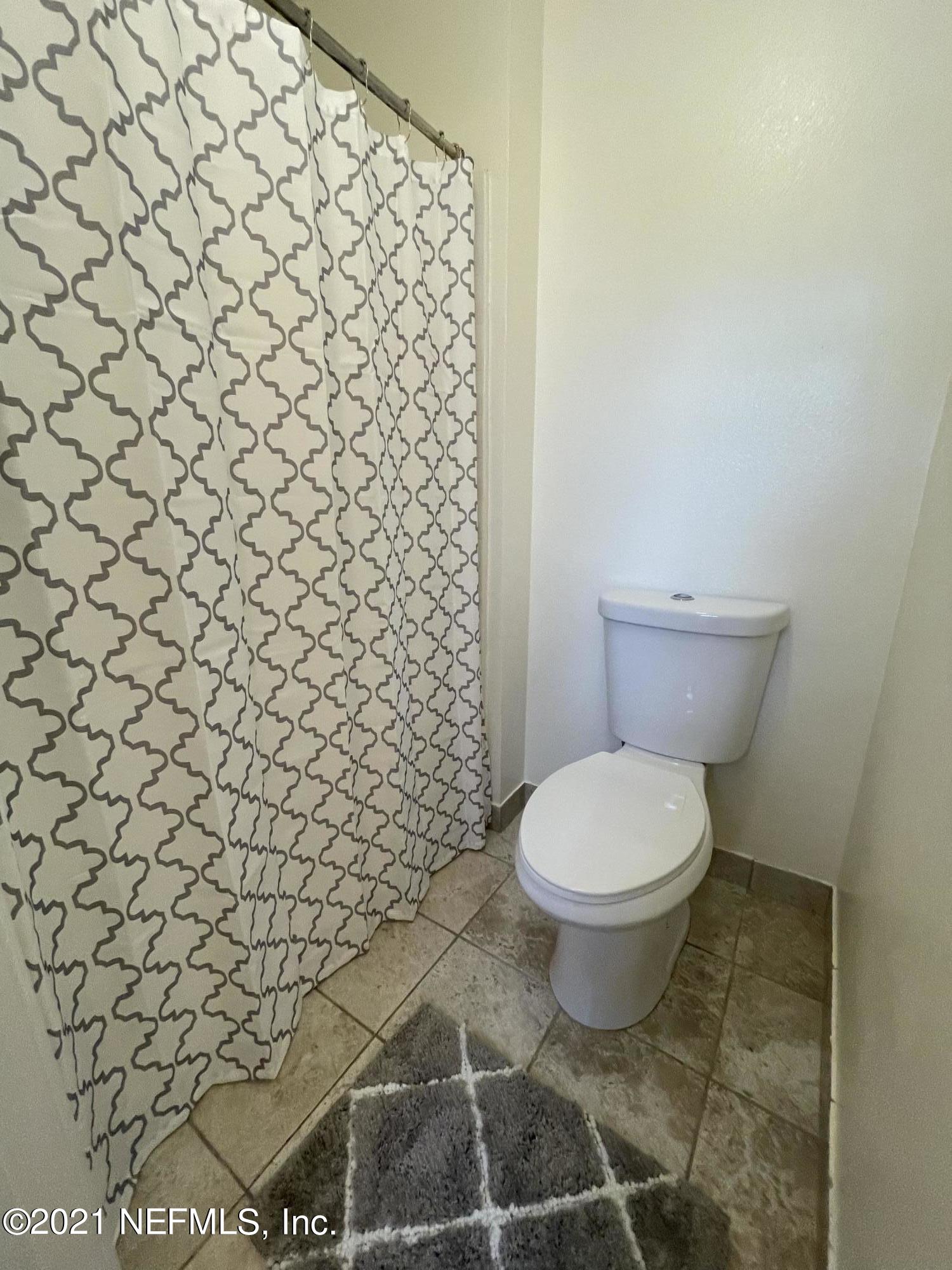12584 Reeding Ridge Drive North Jacksonville, FL 32225 - Photo 23 of 28 Master shower