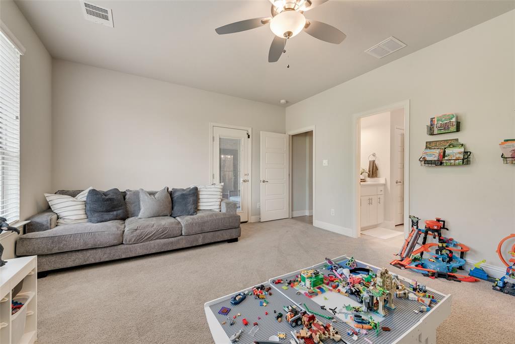 101 Oxford Court Weatherford, TX 76088 - Photo 20 of 35