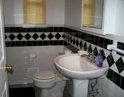 175 Morganza Road Canonsburg, PA 15317 - Photo 5 of 8 Master Bath/Spa.