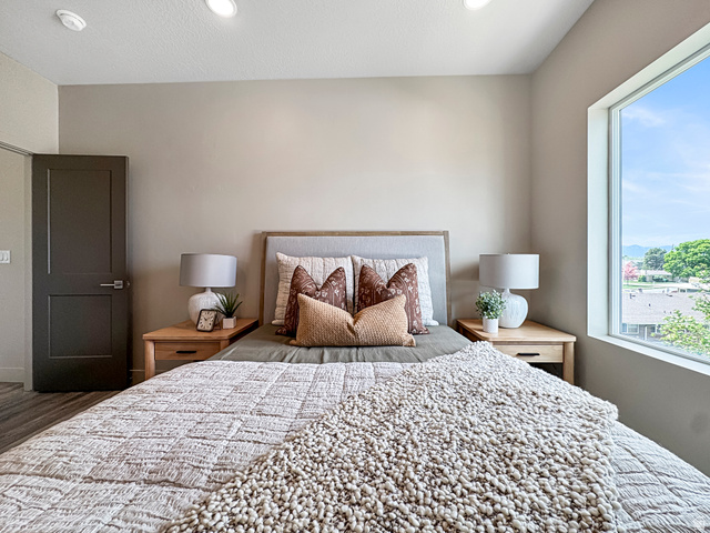 7213 Ramanee Drive Midvale, UT 84047 - Photo 9 of 30
