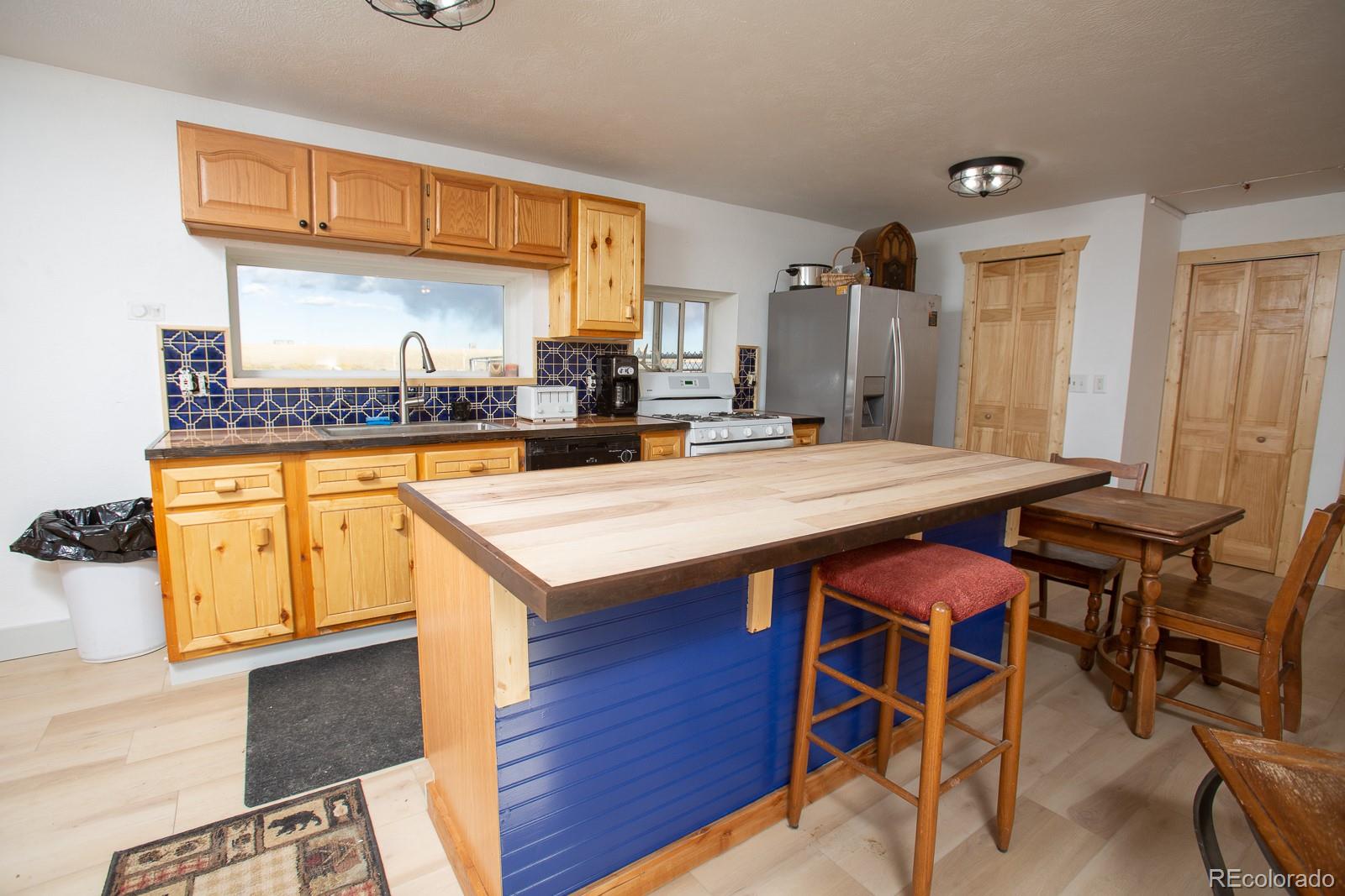 666 Lakeview Road Fairplay, CO 80440 - Photo 3 of 26 Gallery Image 3
