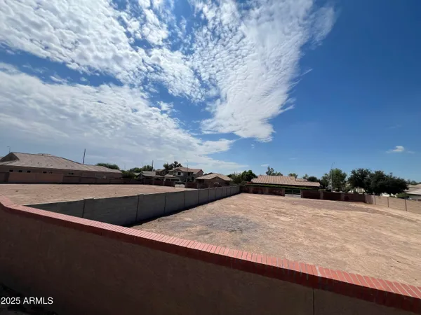 $290,000 | 1936 East Derringer Way, Unit 1, Chandler, AZ 85286