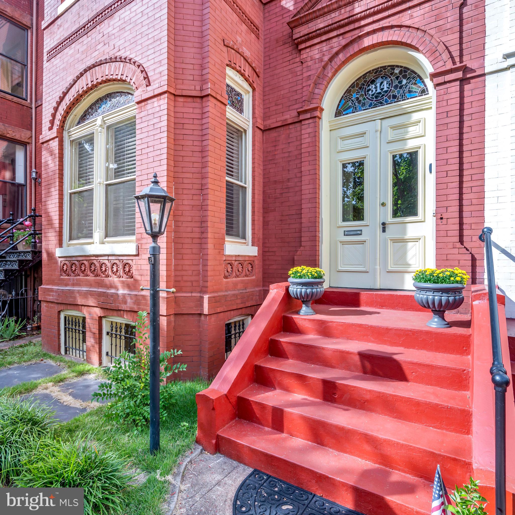 314 A Street Southeast Washington, DC 20003 - Photo 3 of 35 Gorgeous stained glass