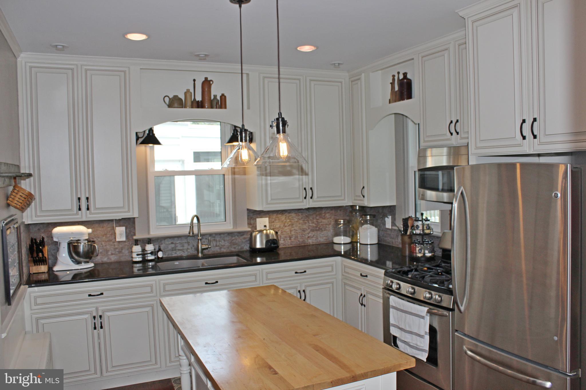 221 South Spruce Street Lititz, PA 17543 - Photo 12 of 51