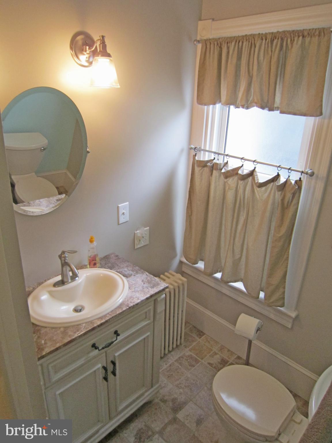 221 South Spruce Street Lititz, PA 17543 - Photo 27 of 51