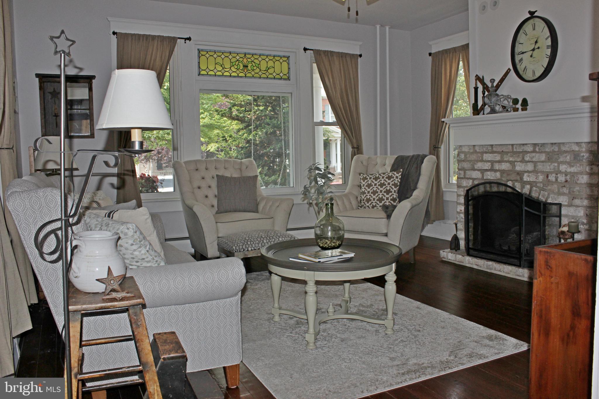 221 South Spruce Street Lititz, PA 17543 - Photo 7 of 51