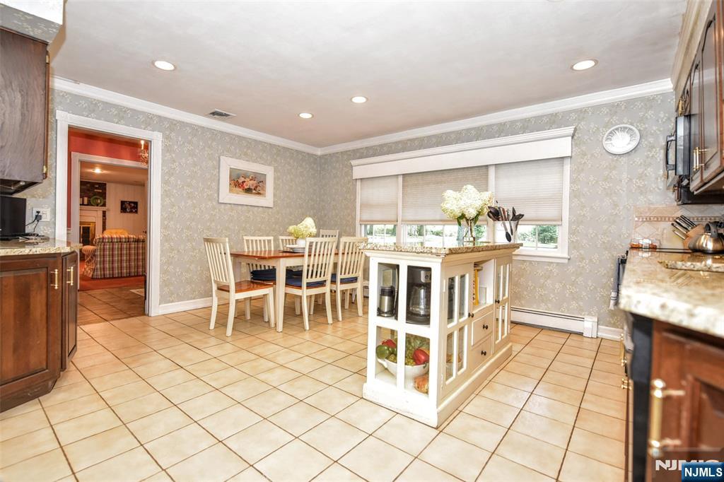 6 Terkuile Road Montvale, NJ 07645 - Photo 13 of 37 Gallery Image 13