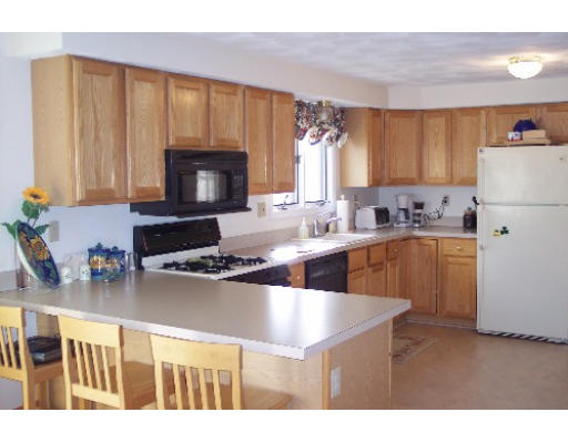 8 Methuen Road Haverhill, MA 01832 - Photo 3 of 14 Gallery Image 3