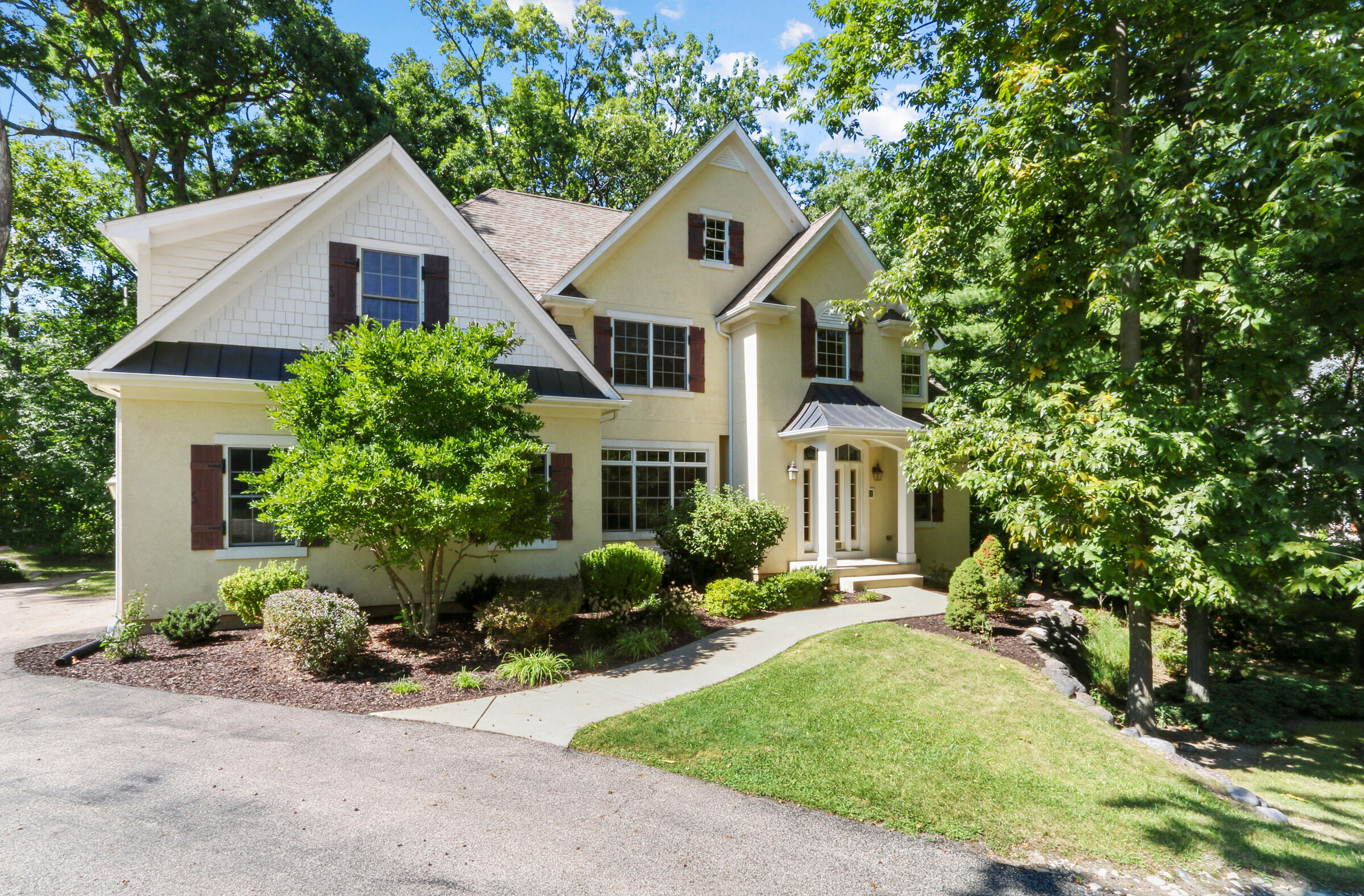 1740 Royal St George Ct  