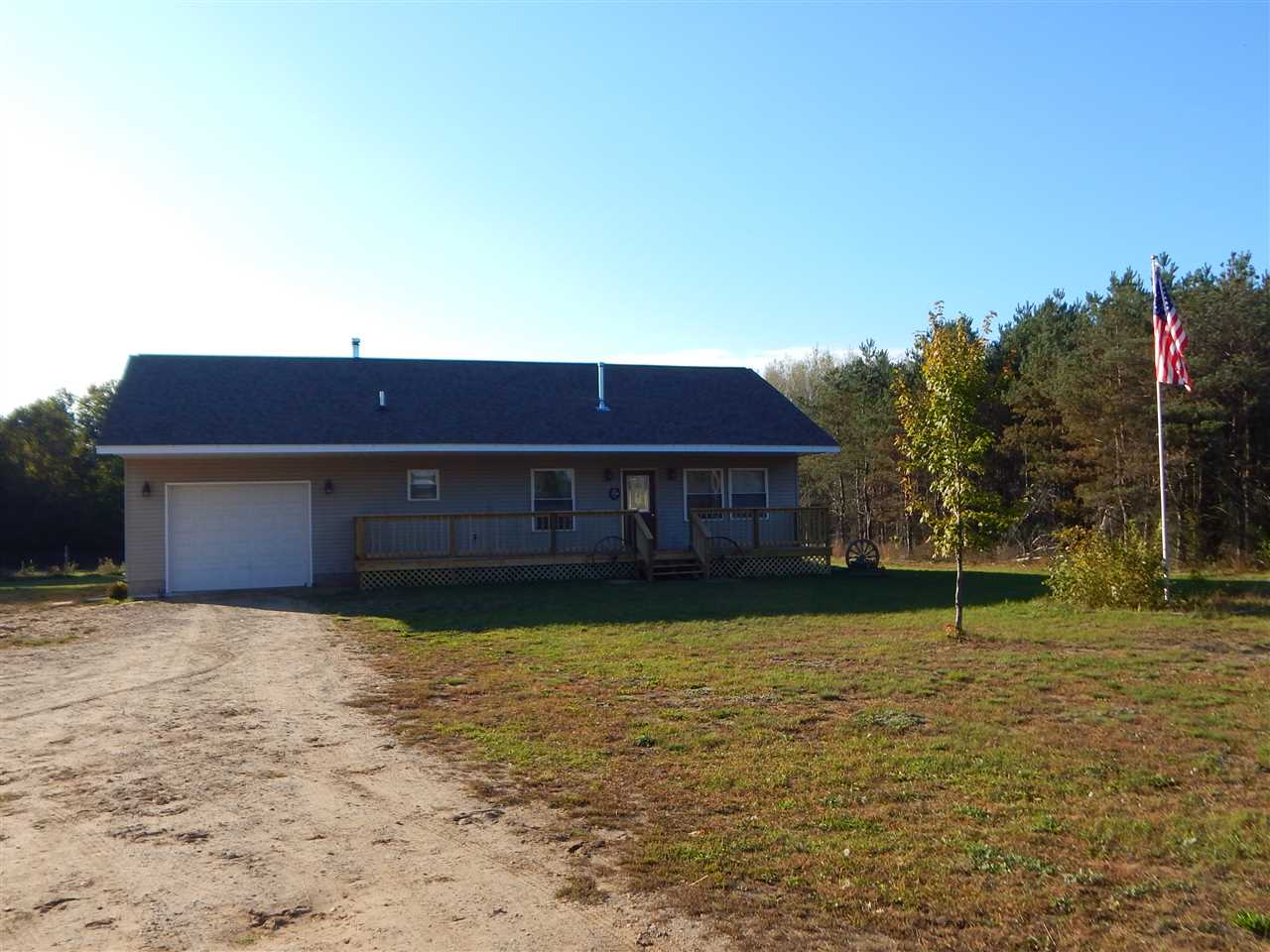 6031 Riverview Road Mesick, MI 49668 - Photo 2 of 35 1807364-1.JPG