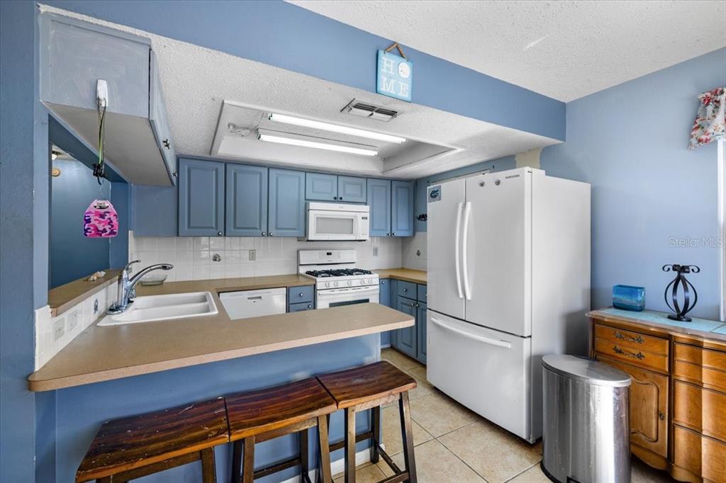 7247 Aberdeen Court Weeki Wachee, FL 34607 - Photo 8 of 35