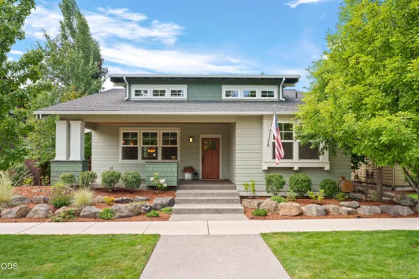 $749,900 | 20385 Penhollow Lane, Bend, OR 97702