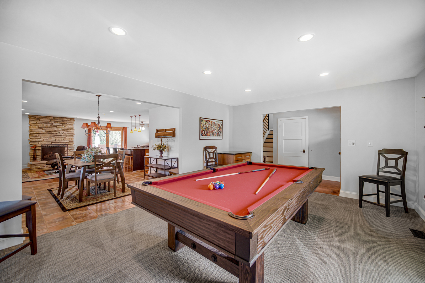 1167 Longtree Lane Wheeling, IL 60090 - Photo 2 of 26