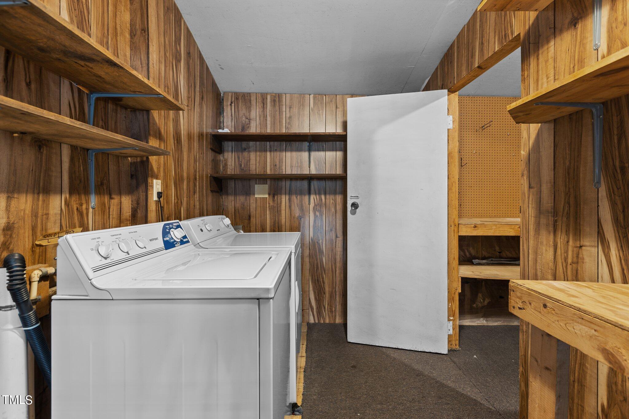 1411 Kelly Road Garner, NC 27529 - Photo 18 of 34 Laundry Room-other footage