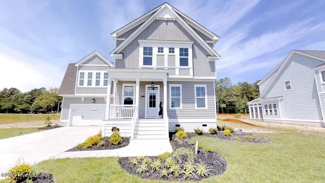 $560,760 | 423 Moorland Way, Moyock, NC 27958