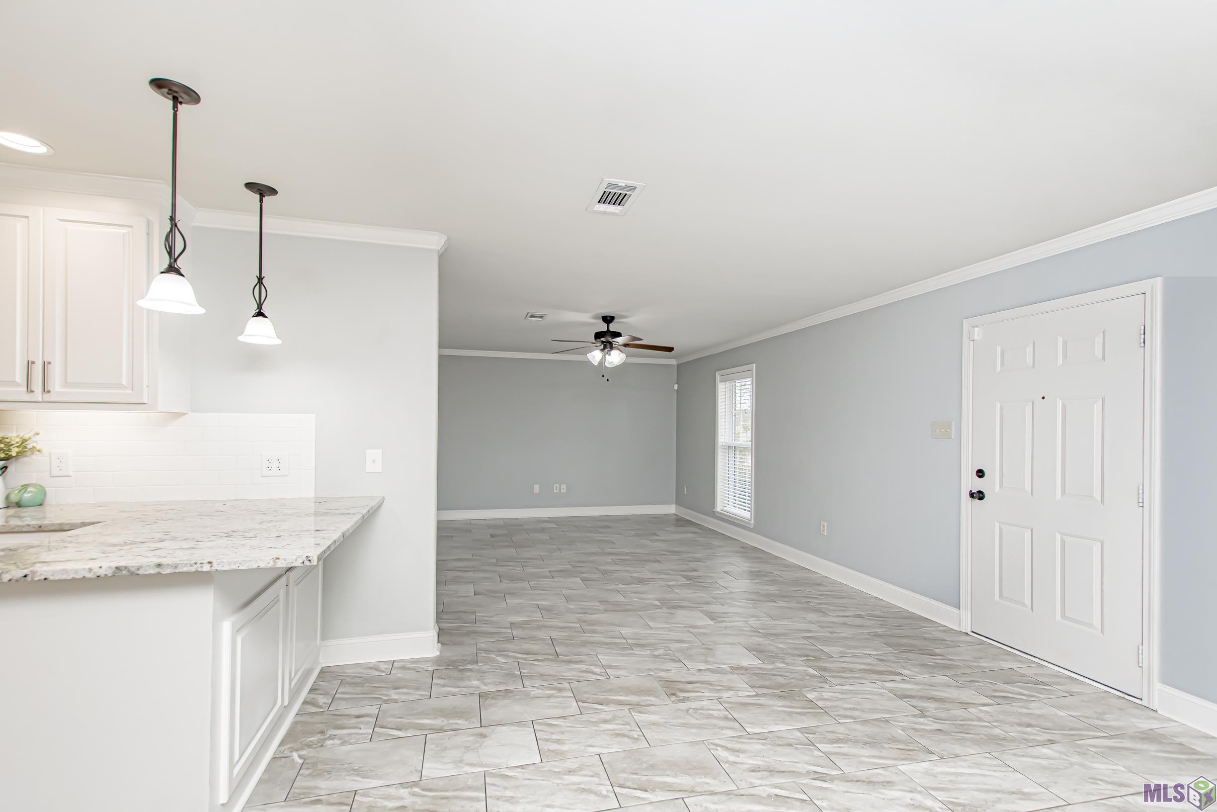 25865 Oakley Road Denham Springs, LA 70726 - Photo 11 of 28 Gallery Image 11
