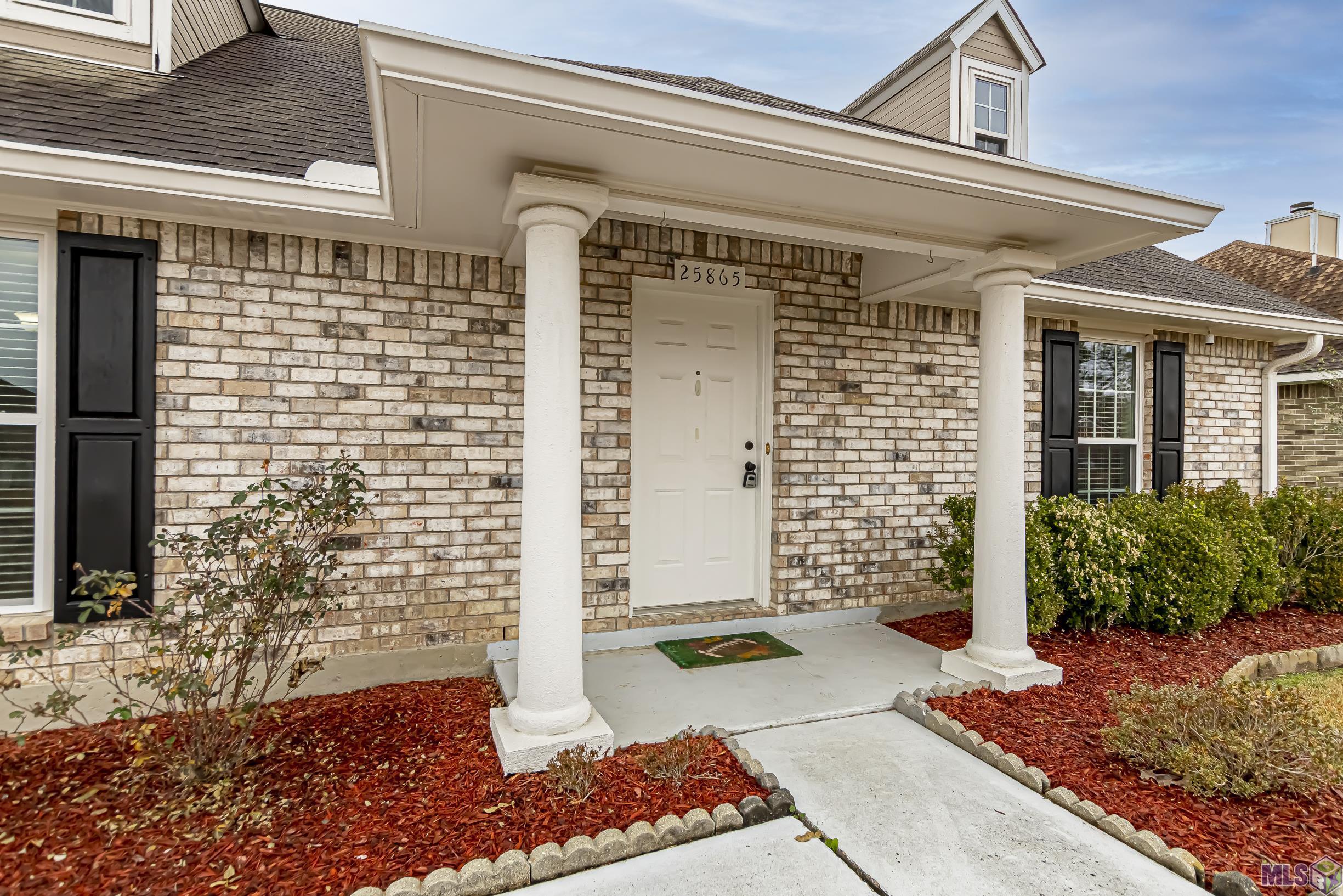 25865 Oakley Road Denham Springs, LA 70726 - Photo 5 of 28 Gallery Image 5