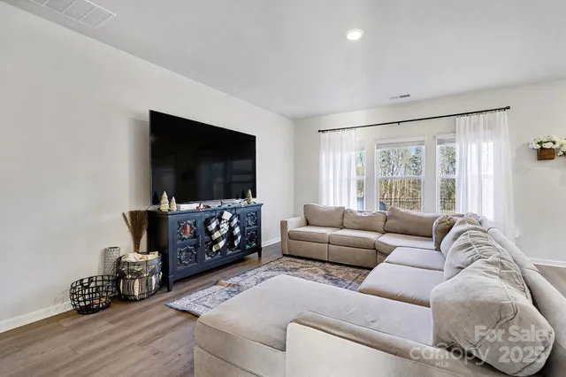 $470,000 | 116 Overwatch Drive, Mooresville, NC 28115