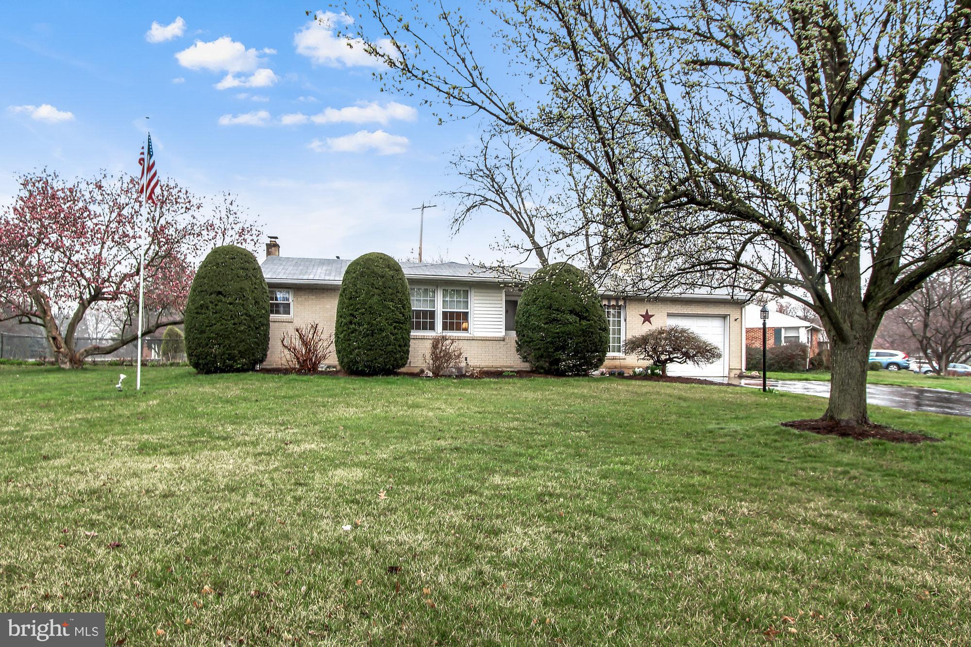 2401 Cambridge Road York, PA 17402 - Photo 1 of 28 Gallery Image 1