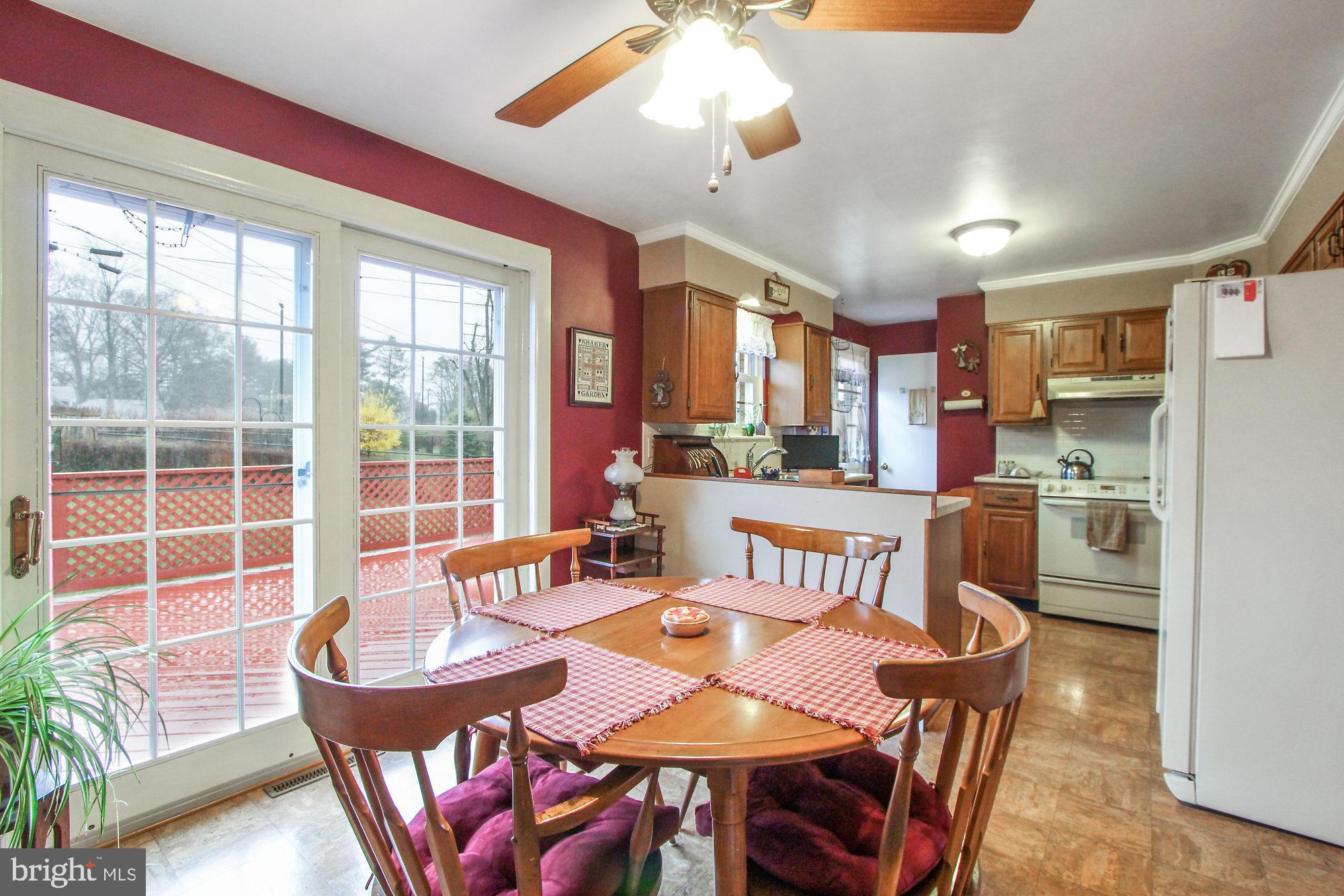 2401 Cambridge Road York, PA 17402 - Photo 9 of 28 Gallery Image 9
