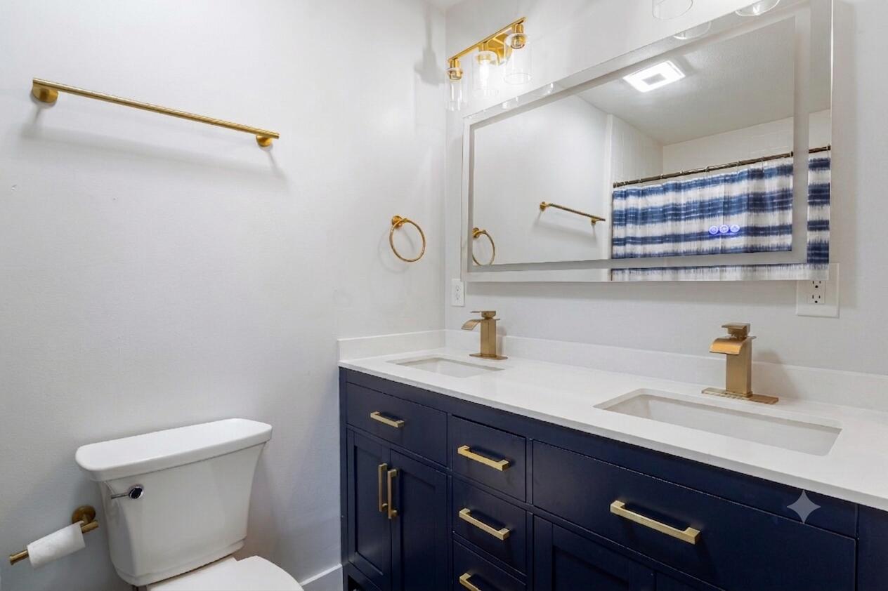 464 Tall Pines Road Cantonment, FL 32533 - Photo 13 of 22 Master bathroom