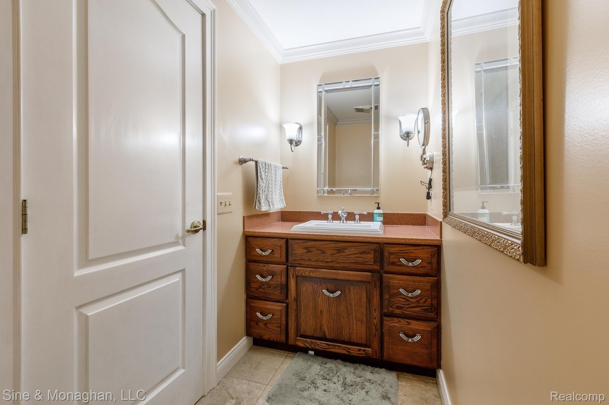 1317 River Road St. Clair, MI 48079 - Photo 24 of 46 24 FORMAL POWDER RM 1317 River Rd-21.jpg
