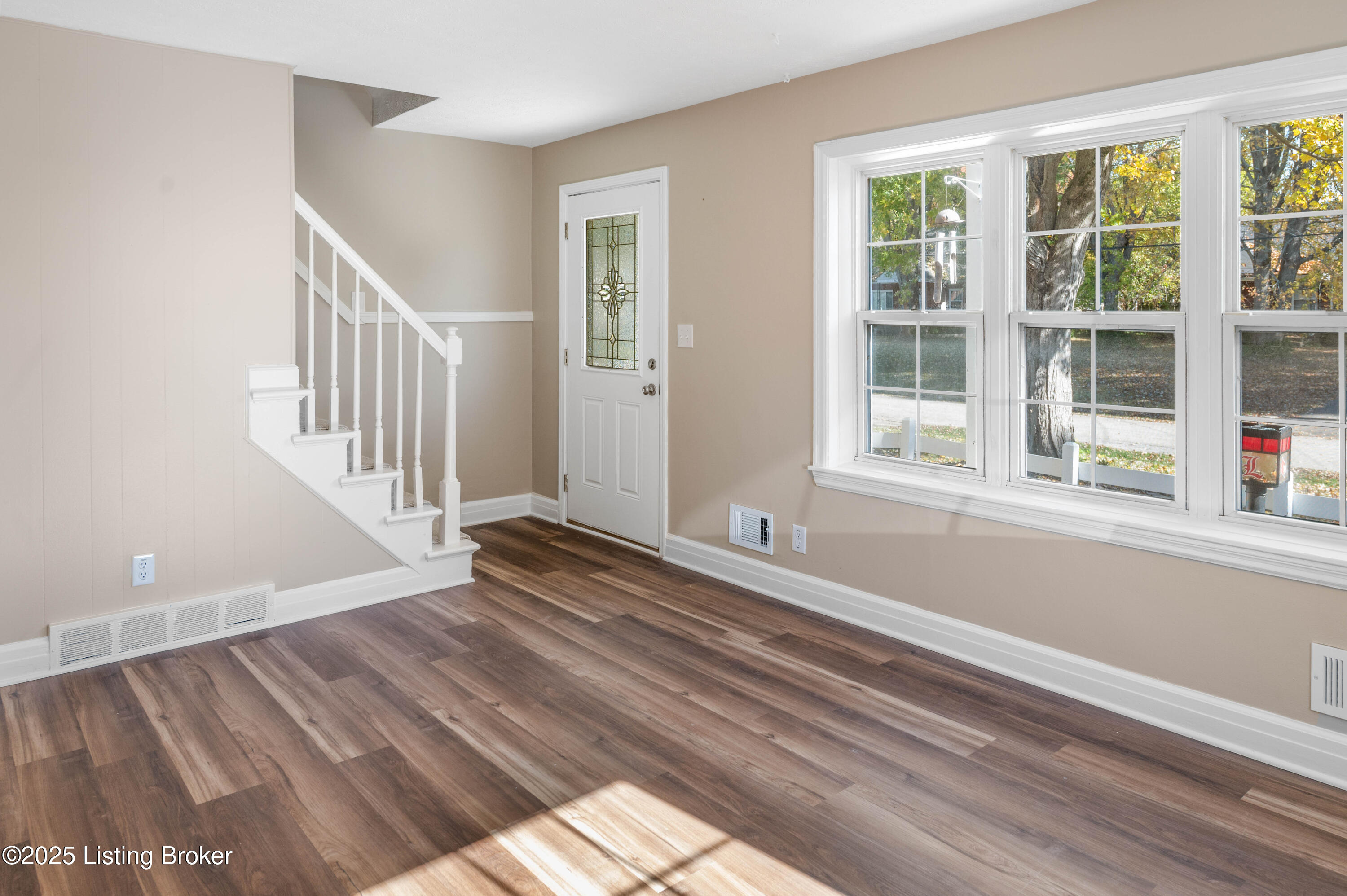 4622 Kiefer Road Louisville, KY 40216 - Photo 9 of 35 4622KeiferRd-9