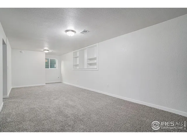 a view of empty room