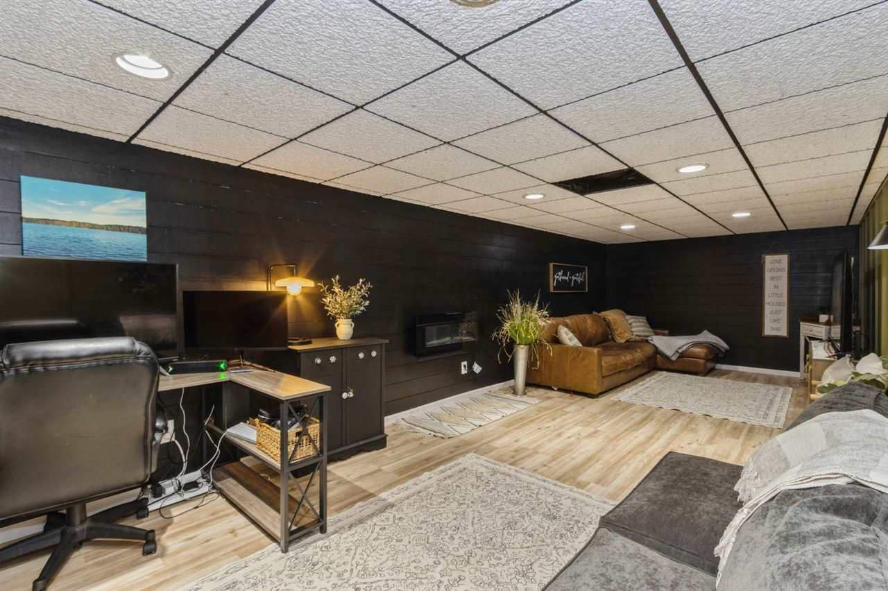 2131 Rockford Road Southwest Cedar Rapids, IA 52404 - Photo 17 of 30 Gallery Image 17