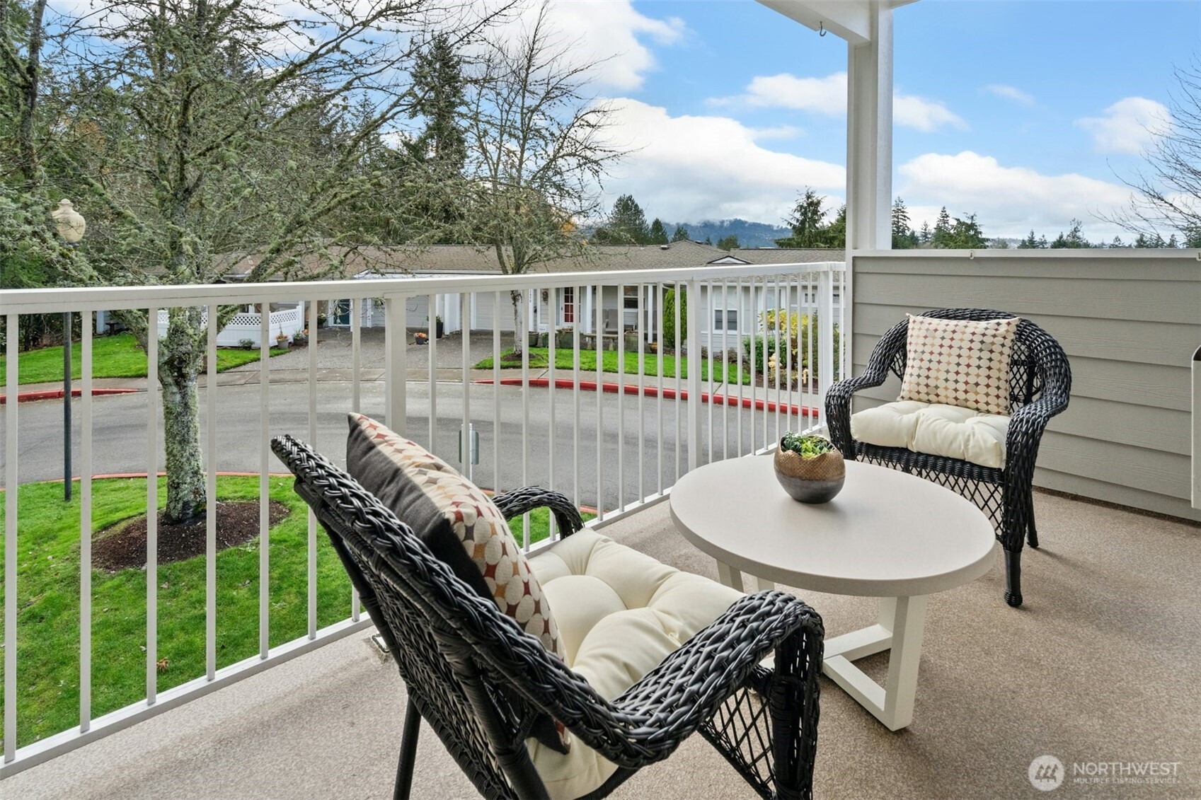 22535 Southeast Highland Circle, Unit 206 Issaquah, WA 98029 - Photo 12 of 31
