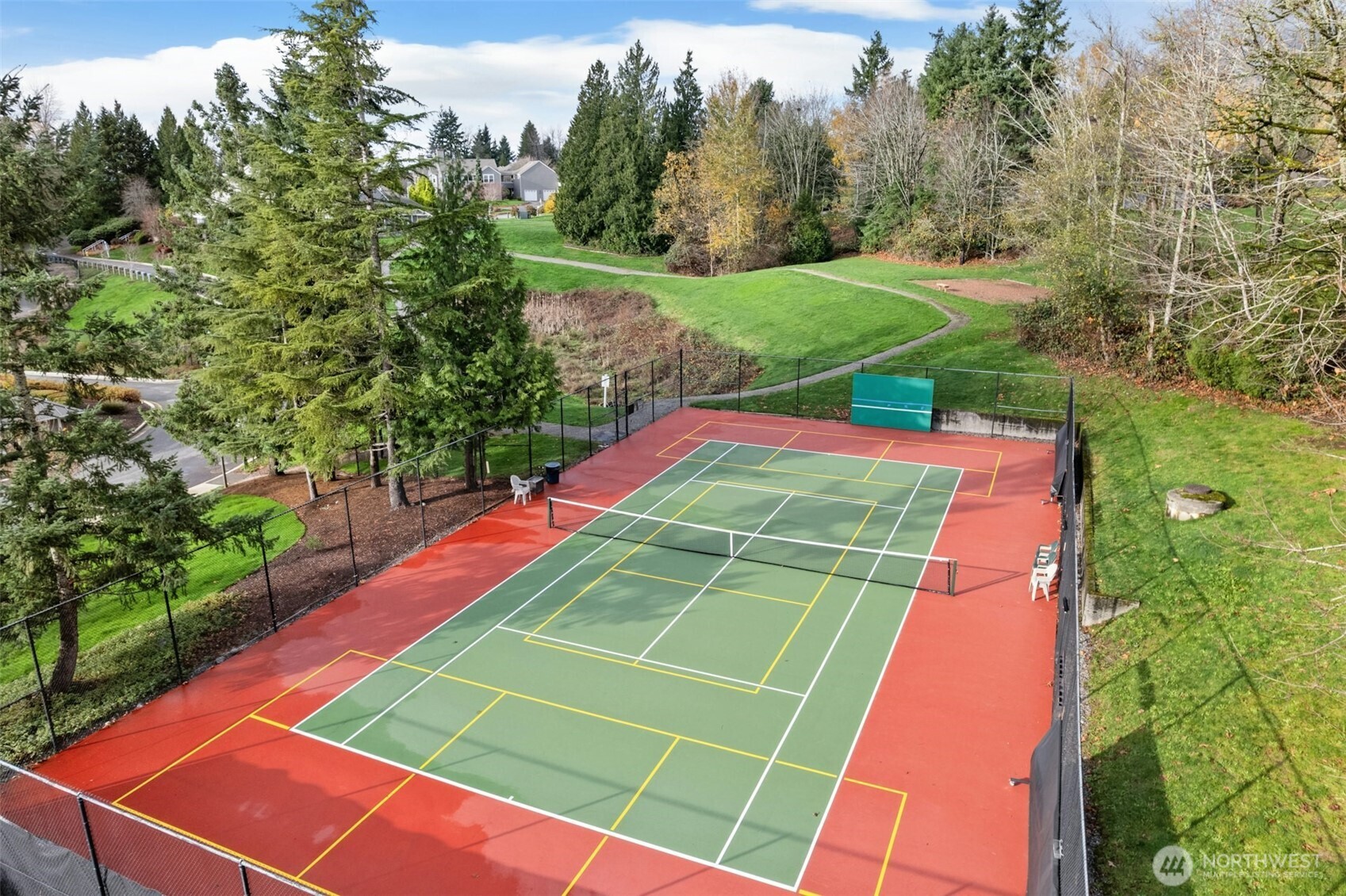 22535 Southeast Highland Circle, Unit 206 Issaquah, WA 98029 - Photo 29 of 31