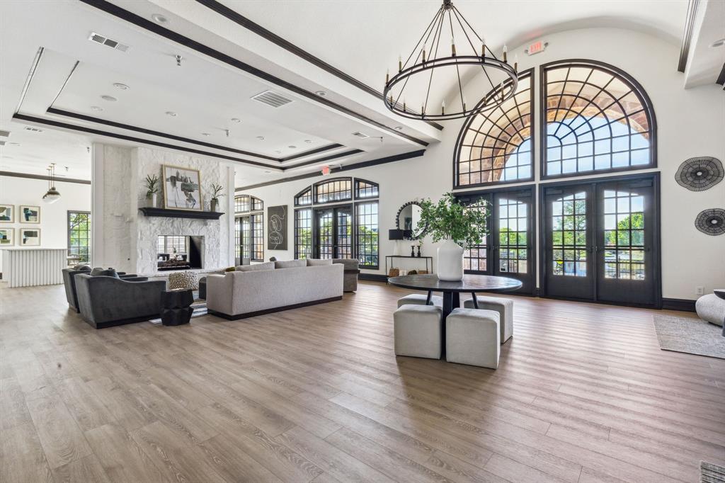 3370 Nation Drive Frisco, TX 75034 - Photo 28 of 37 a living room with furniture and a large window
