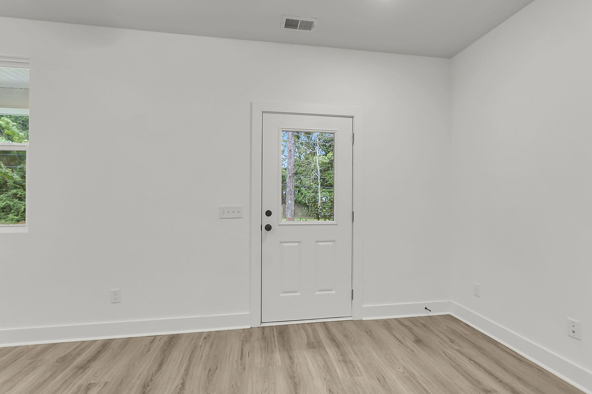 545 Gahagan Road Summerville, SC 29485 - Photo 8 of 63 CREM - 545 Gahagan-10