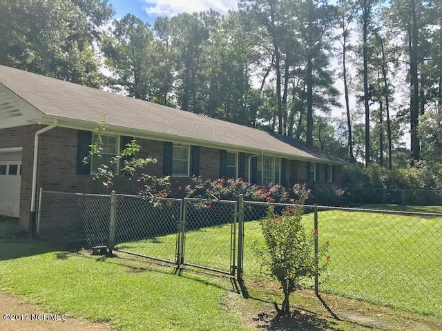 1579 Cobb Road Kinston, NC 28501 - Photo 1 of 12 1579 Cobb Road (main)