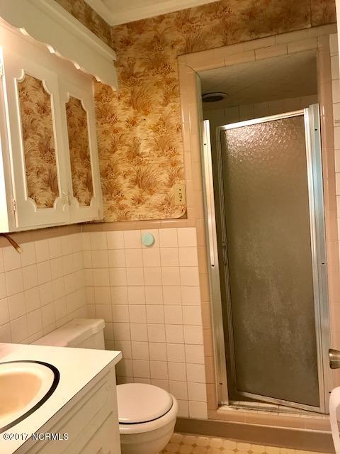 1579 Cobb Road Kinston, NC 28501 - Photo 11 of 12 1579 Cobb bath